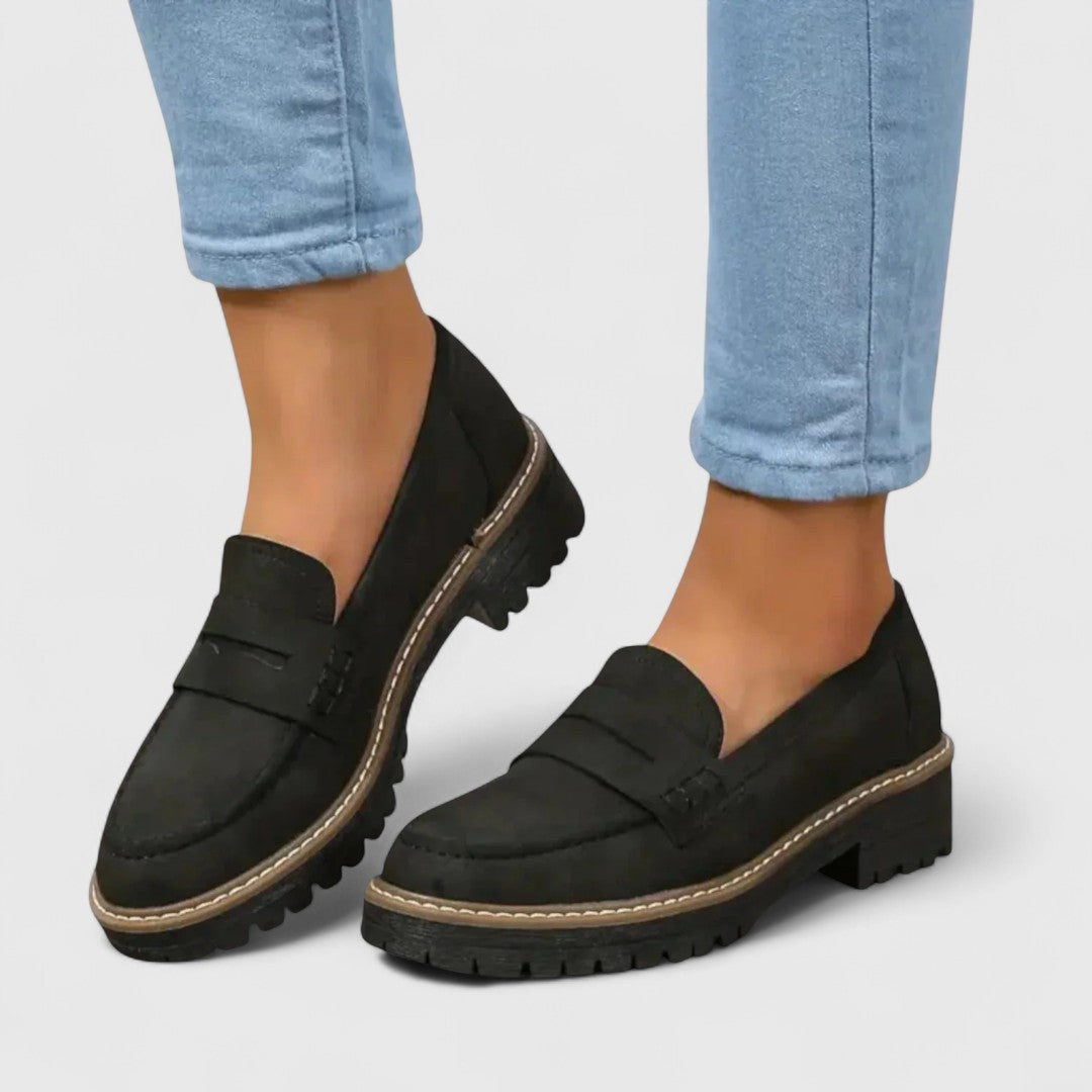 Cayetana – Mocasines sin cordones con suela resistente