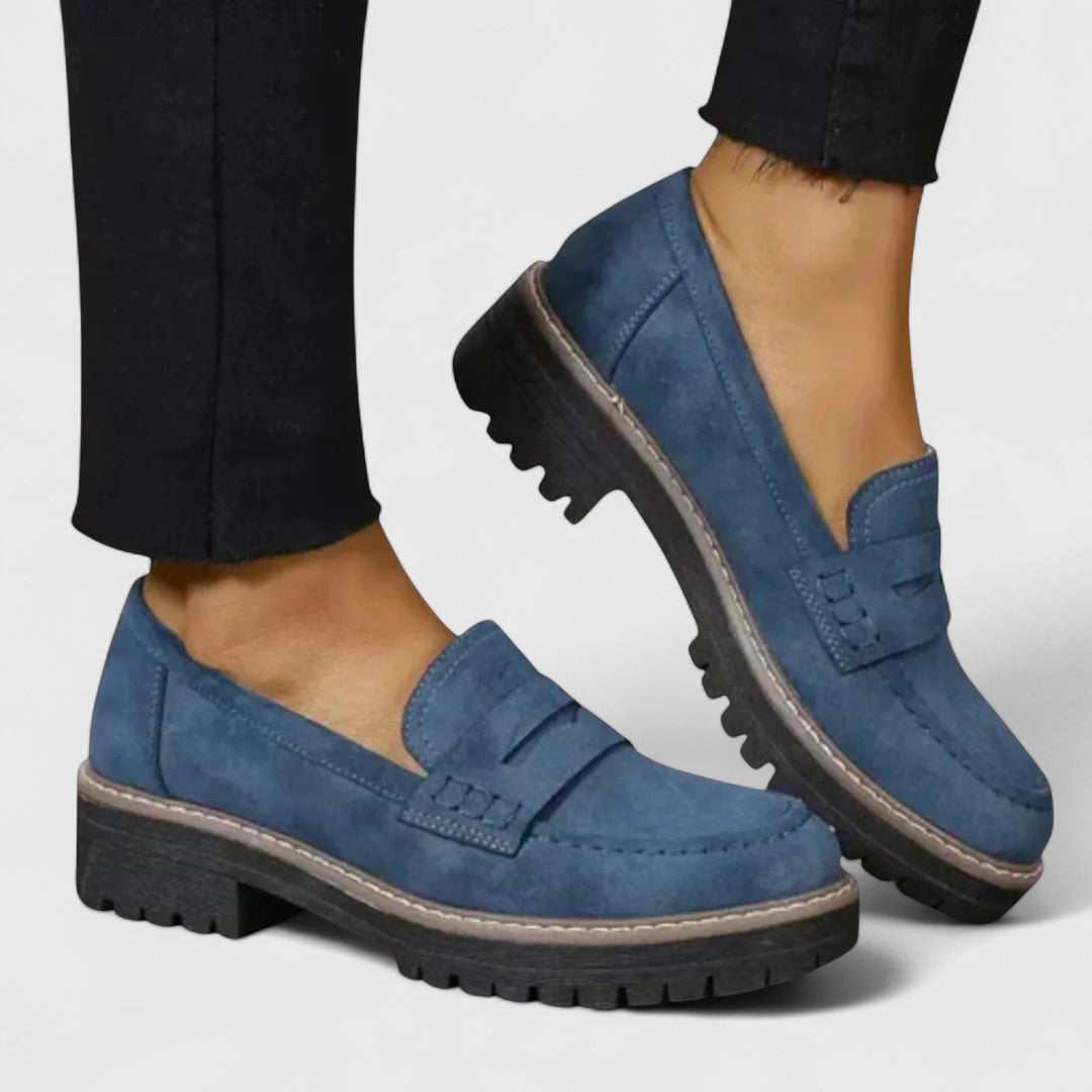 Cayetana – Mocasines sin cordones con suela resistente